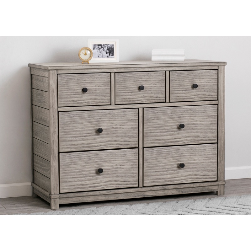 Monterey 7 Drawer Dresser with Interlocking Drawers