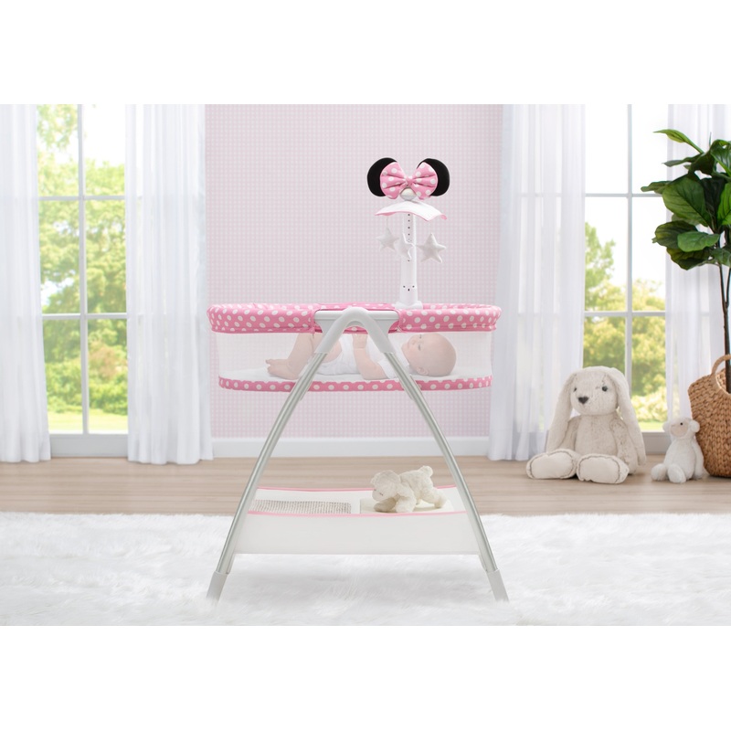 Minnie Mouse Bassinet