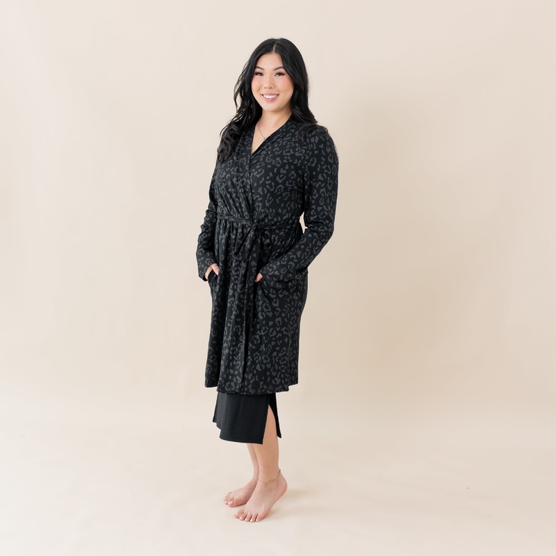 Women’s Lounge Robe in Midnight Leopard