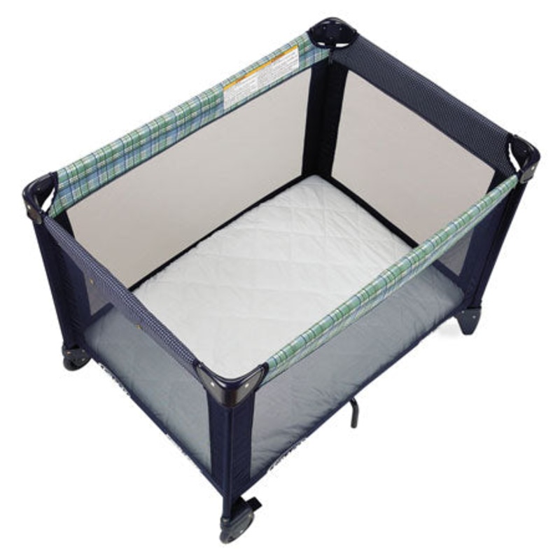 Graco Pack ‘n Play Playard Quilted Sheet – White