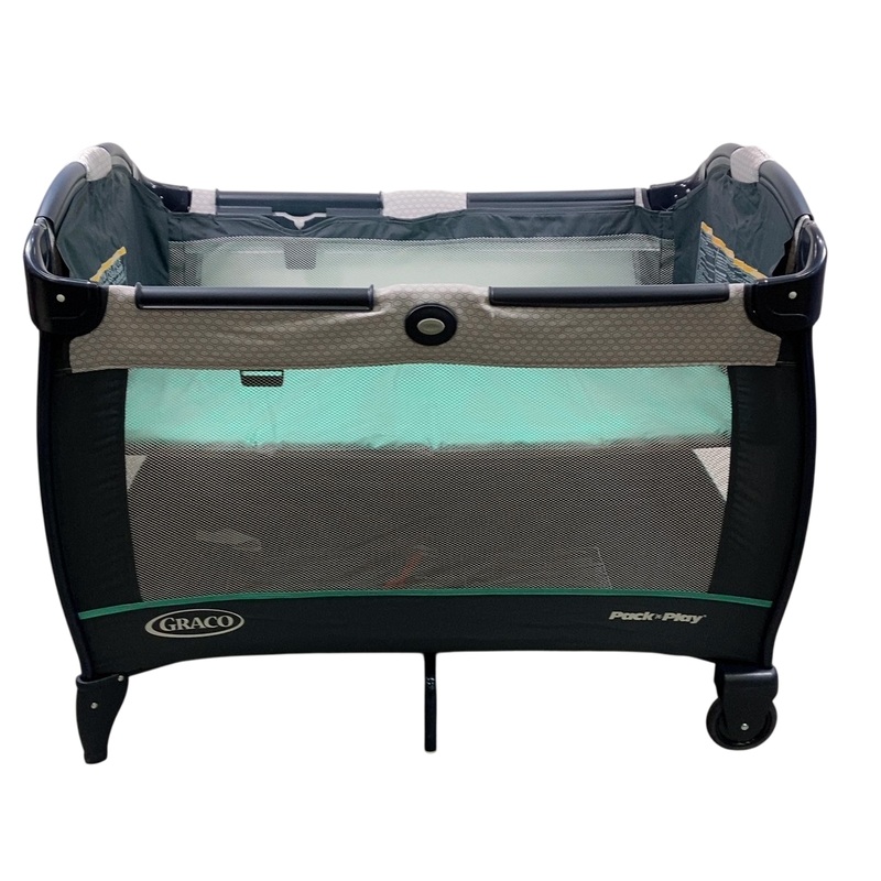 Graco Pack ‘n Play Playard Reversible Seat & Changer, Basin