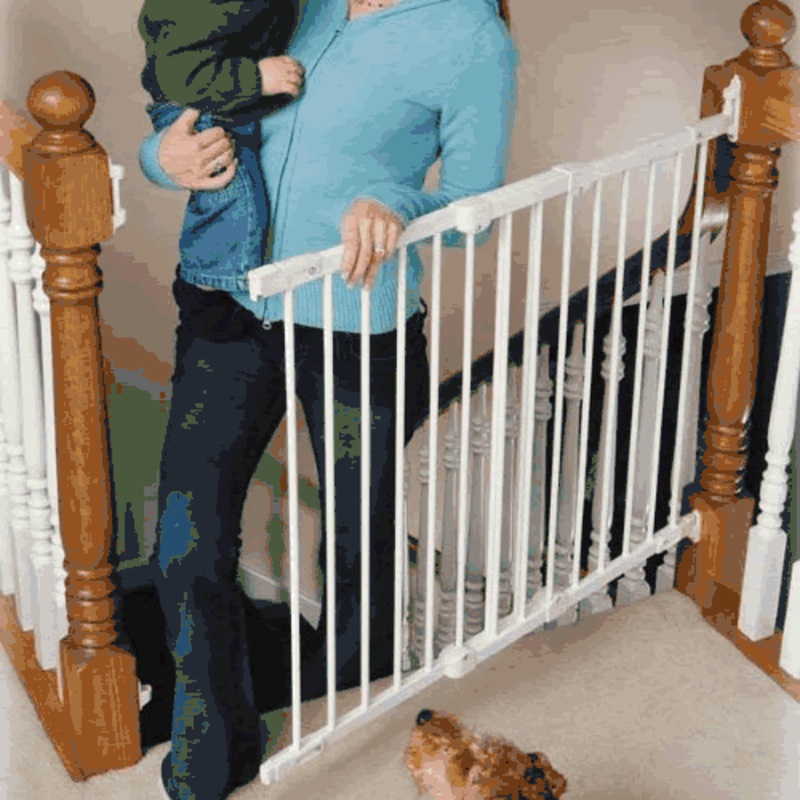 Kidco Angle Mount Safeway Gate – White
