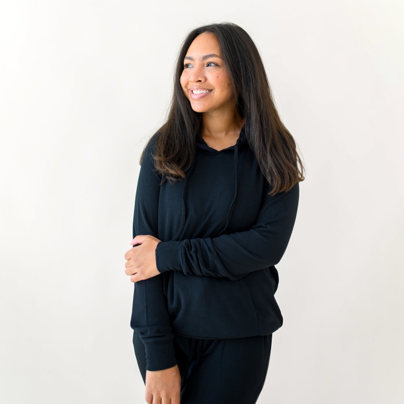 Women’s Ribbed Hoodie in Midnight
