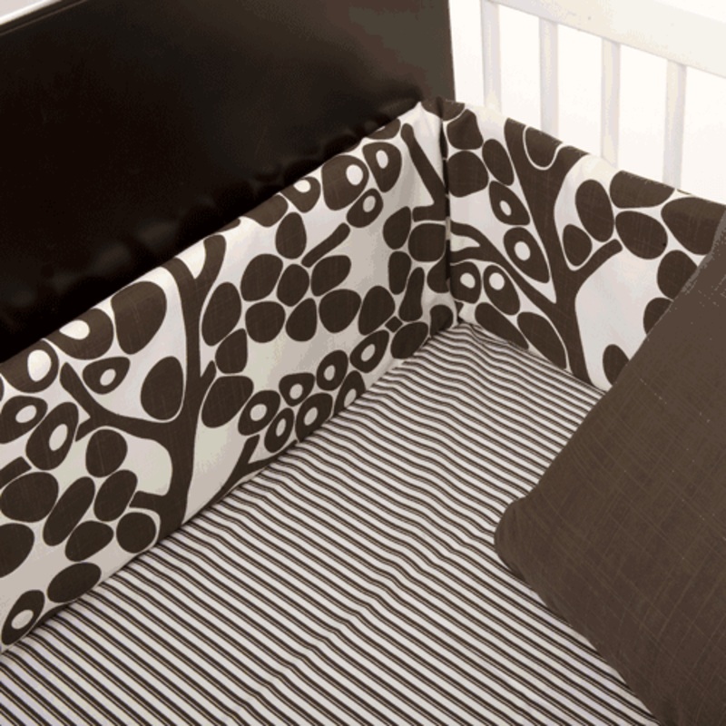 Oilo Crib Sheet in Brown
