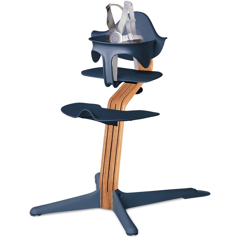 Nomi Highchair – Navy  /  Natural Oak