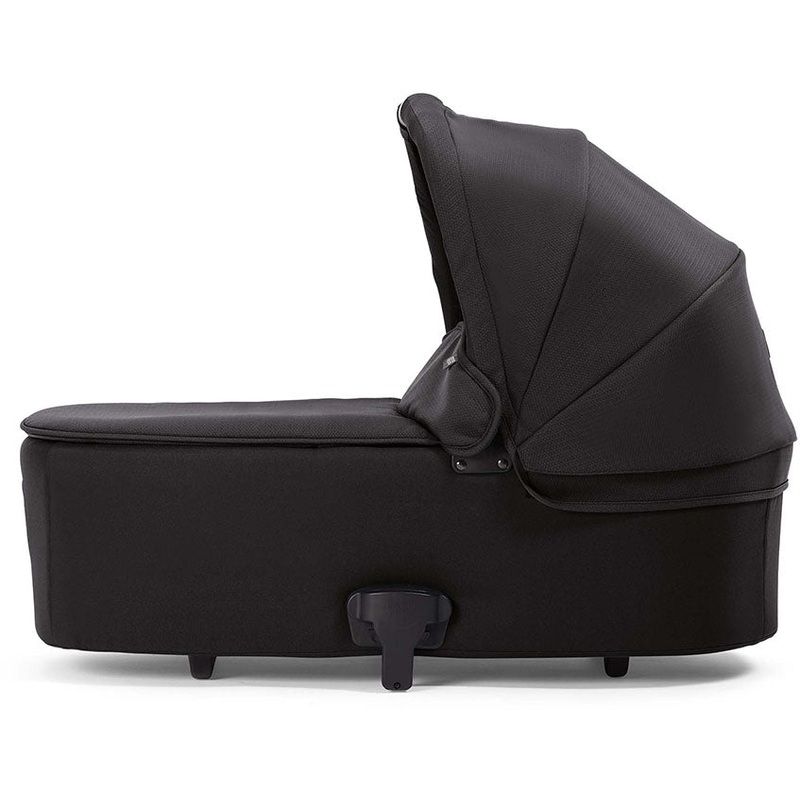 Mamas & Papas Armadillo Flip XT2 Carrycot – Black