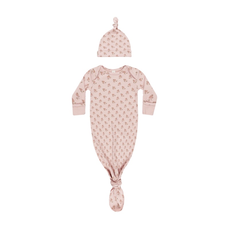 Quincy Mae Knotted Baby Gown + Hat Set – Roses