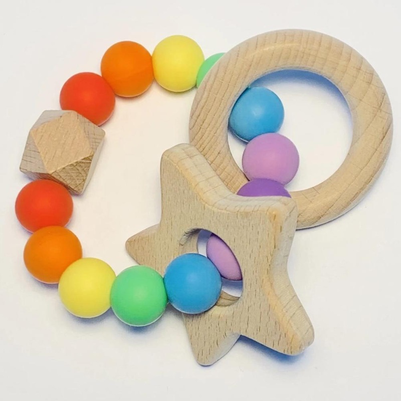 Sugar + Maple Silicone + Beechwood Teether – Rainbow Baby