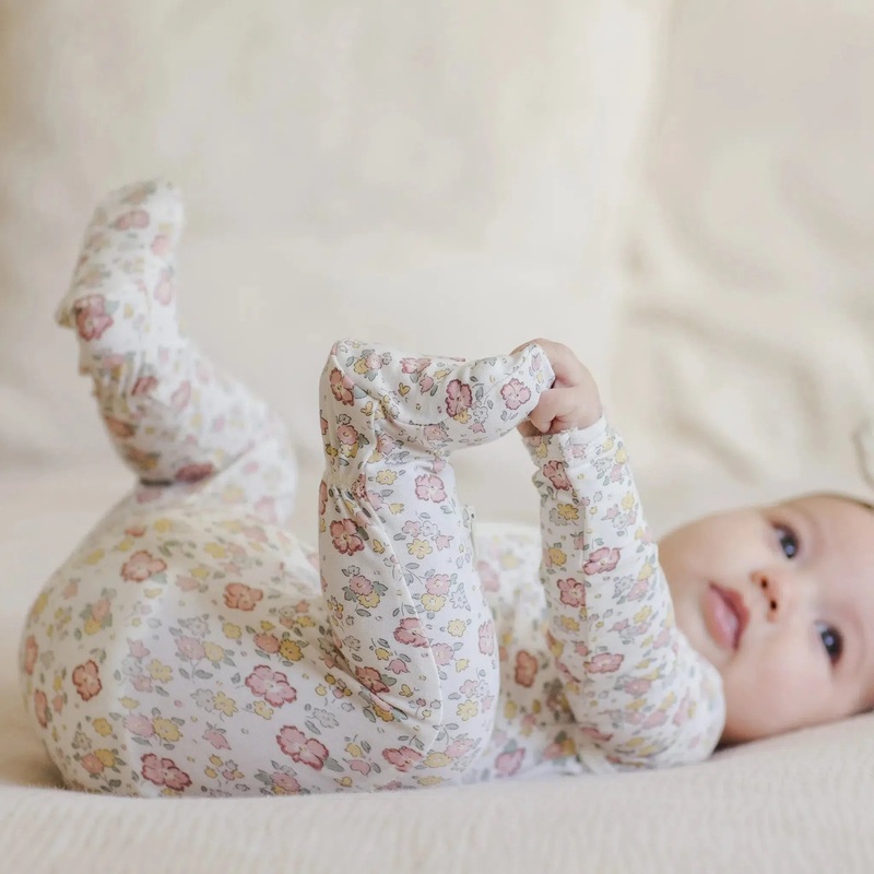 Quincy Mae – Bamboo Zip Footie – Bloom