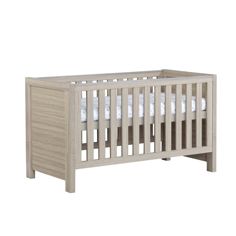 Babymore Luno Cot Bed – Oak