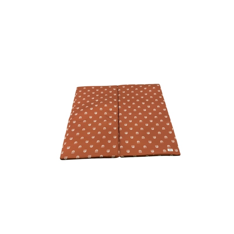 Toki Kids Standard Padded Play Mat 40″ x 40″, Rainbow Rust