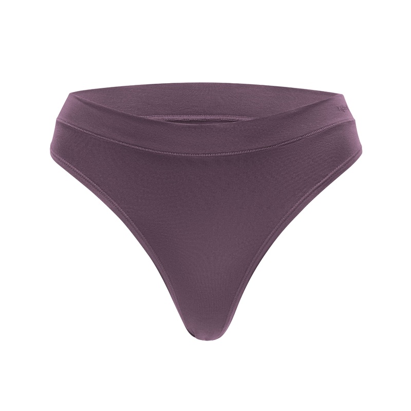 Women’s Thong in Currant