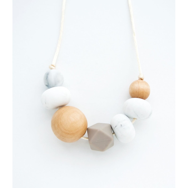 Loulou Lollipop Freda Minimal Necklace – Taupe