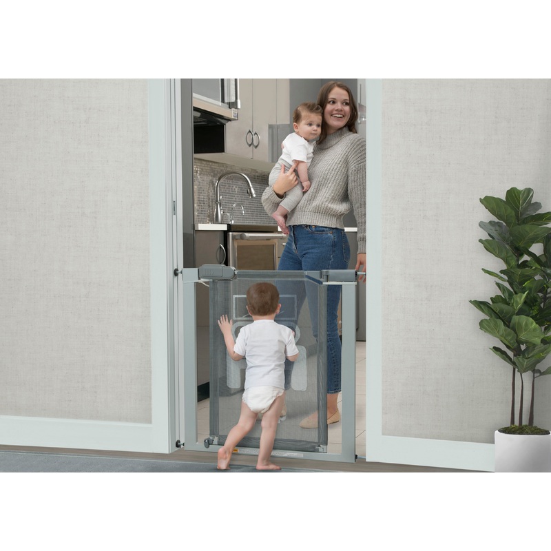 Jeep Adjustable Baby Safety Gate – Easy Fit Pressure Mount Design with Walk-Through Door